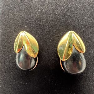 Black Stone Earrings Eggplant Gold Tone LS Stamped Stud Earrings